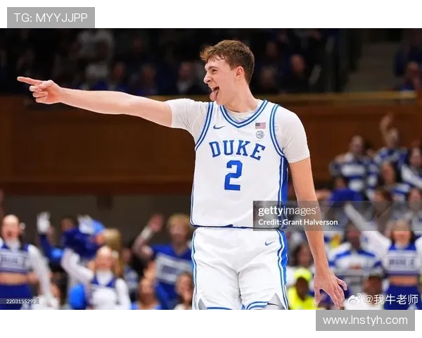 弗拉格隔人暴扣震撼全场领衔10月27日NBA十佳球精彩时刻