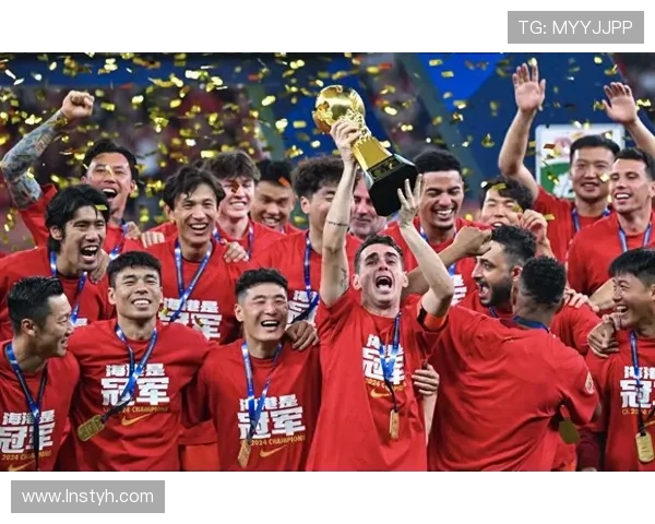 上海海港以2分优势稳居榜首 争冠前景光明形势一片大好