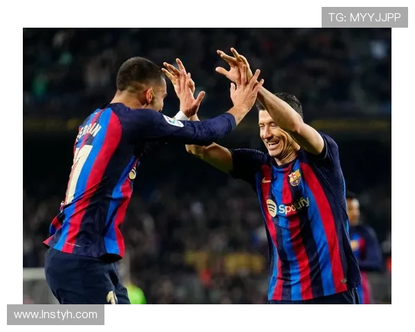 巴塞罗那豪取联赛主场五连胜 展现强大统治力再度称霸诺坎普 巴塞罗那豪取联赛主场五连胜 展现强大统治力再度称霸诺坎普